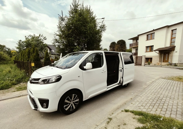 Toyota ProAce cena 125000 przebieg: 82000, rok produkcji 2020 z Andrychów małe 232